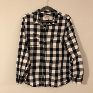 Old Navy white and black buffalo plaid button down
